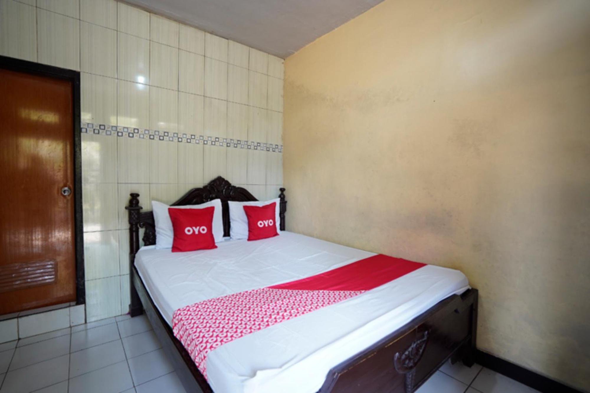 Oyo 927 Carina Hotel Claket Buitenkant foto