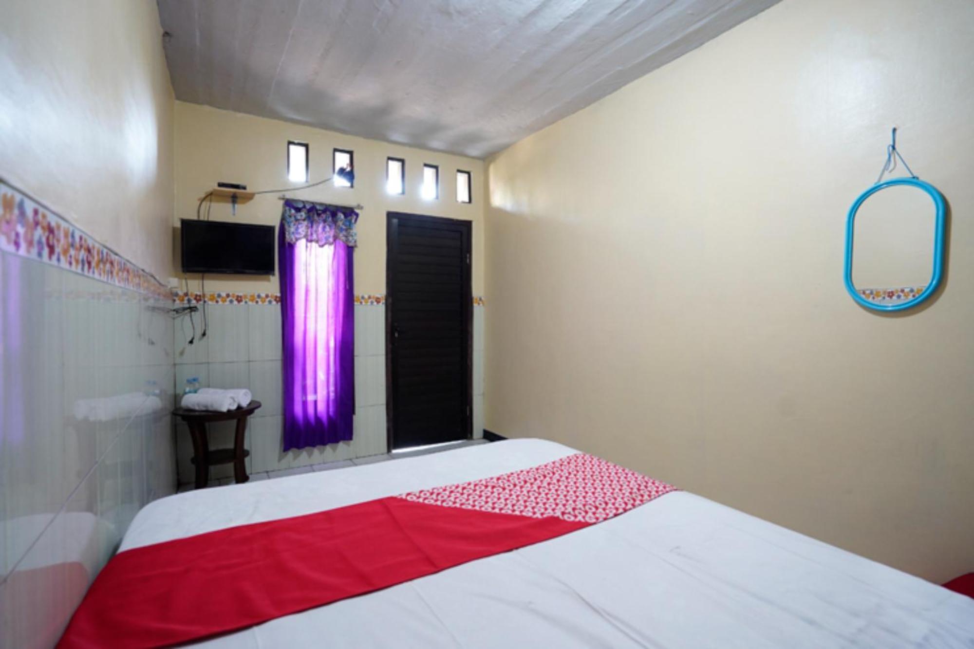 Oyo 927 Carina Hotel Claket Buitenkant foto